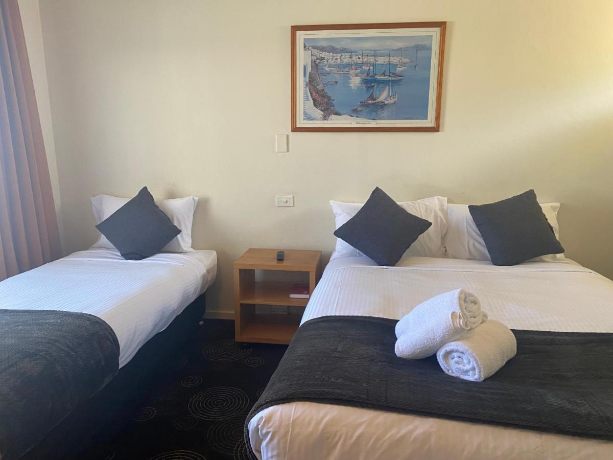 The Astor Hotel Motel Goulburn Kültér fotó